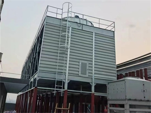 为了更好地降低成本,冷却塔制造商没有采取防漂水措施。